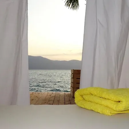 Zhironi Hotell Vlorë